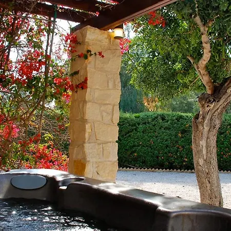 فيلة 3 Bedroom Paparouna With Private Pool, Aphrodite Hills كوكليا