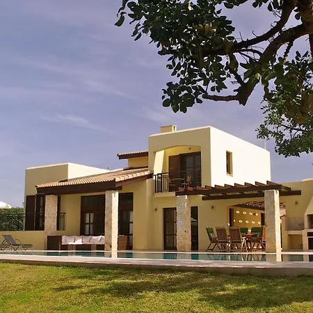 فيلة 3 Bedroom Paparouna With Private Pool, Aphrodite Hills *