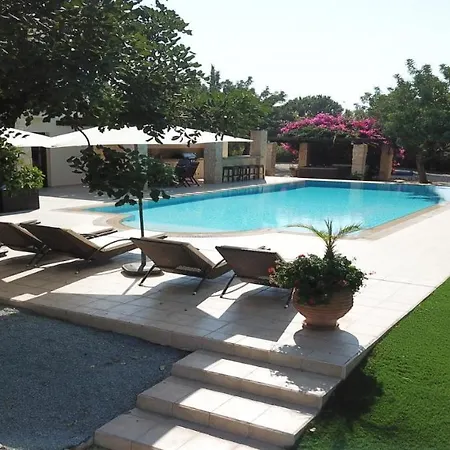 فيلة 3 Bedroom Paparouna With Private Pool, Aphrodite Hills