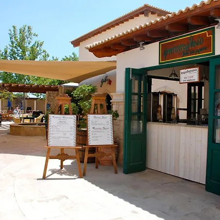 فيلة 3 Bedroom Paparouna With Private Pool, Aphrodite Hills